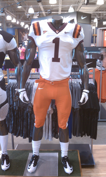 2011-orange-pants.jpg